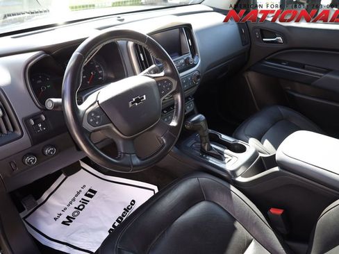 Used 2018 Chevrolet Colorado Z71 AWD/4WD image 12