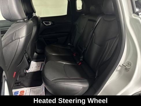 Used 2024 Jeep Compass Trailhawk w/ Trailhawk Elite Group AWD/4WD image 25