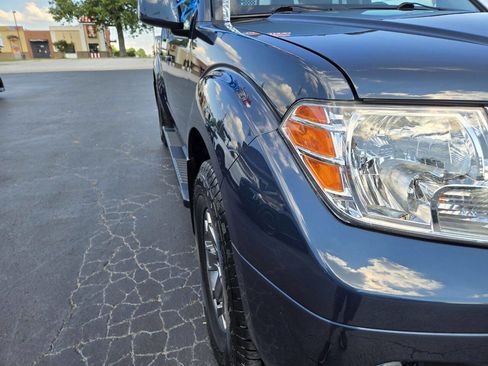 Used 2017 Nissan Frontier PRO-4X w/ Pro-4x Luxury Package AWD/4WD image 16