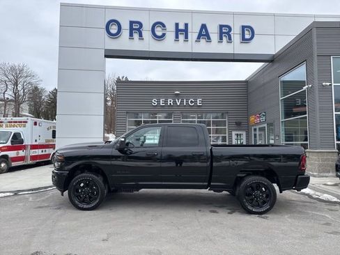 Used 2026 RAM 2500 Big Horn AWD/4WD image 2