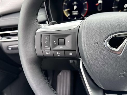 New 2026 INFINITI QX60 Luxe w/ Family Package image 10