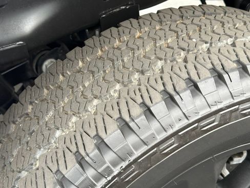 Used 2025 RAM 2500 Big Horn AWD/4WD image 18