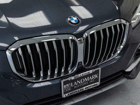 Used 2021 BMW X5 xDrive40i AWD/4WD image 11