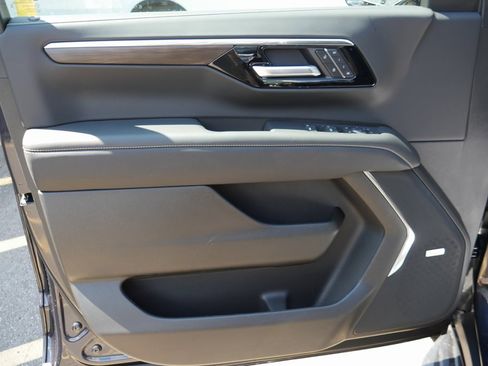 New 2025 Chevrolet Tahoe Premier image 31