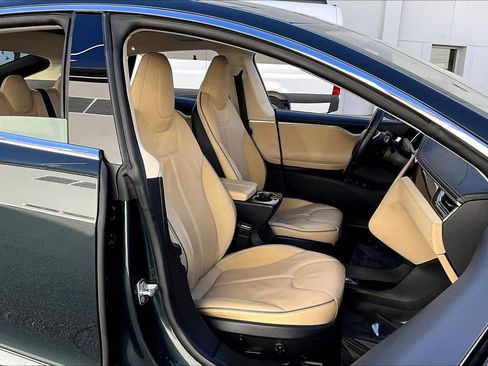 Used 2013 Tesla Model S Performance image 8