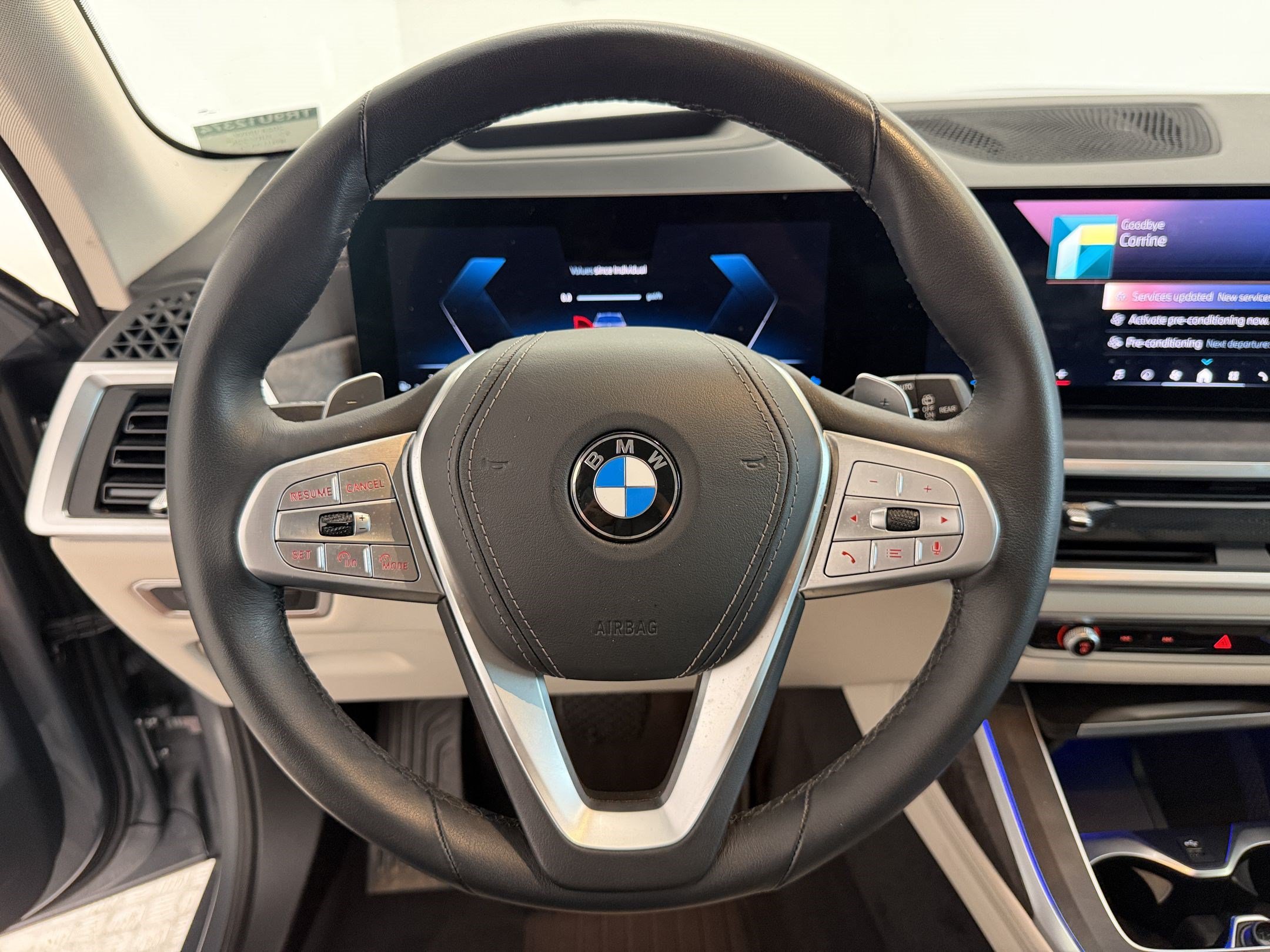 Used 2024 BMW X7 xDrive40i w/ Premium Package AWD/4WD image 11