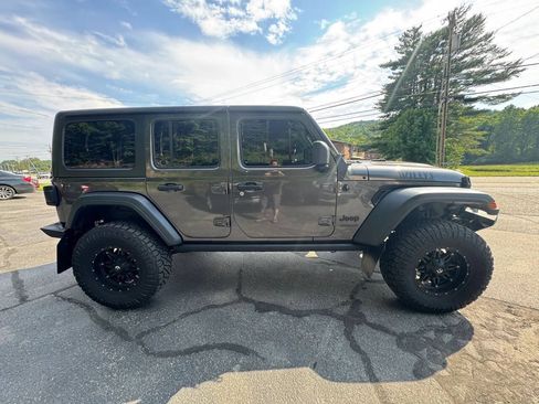 Used 2020 Jeep Wrangler Unlimited Sport AWD/4WD image 3