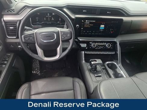 Used 2025 GMC Sierra 1500 Denali w/ Denali Reserve Package AWD/4WD image 3