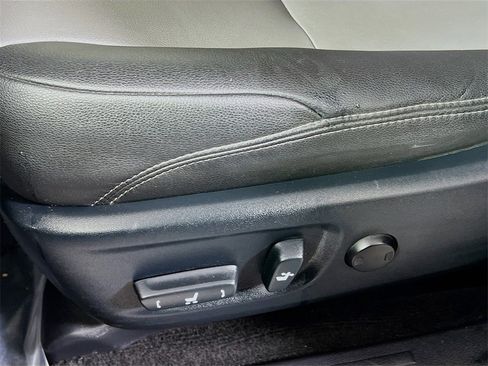 Certified 2024 Toyota 4Runner SR5 Premium image 17