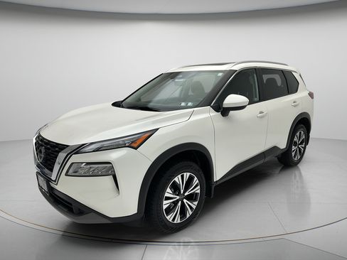 Used 2023 Nissan Rogue SV w/ SV Premium B Package AWD/4WD image 3
