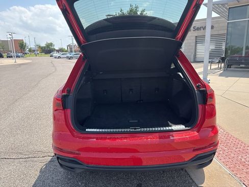 Used 2025 Audi Q3 2.0T Premium AWD/4WD image 8