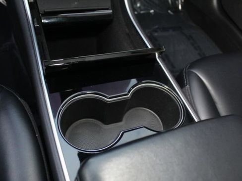 Used 2019 Tesla Model 3 Standard Range Plus image 15