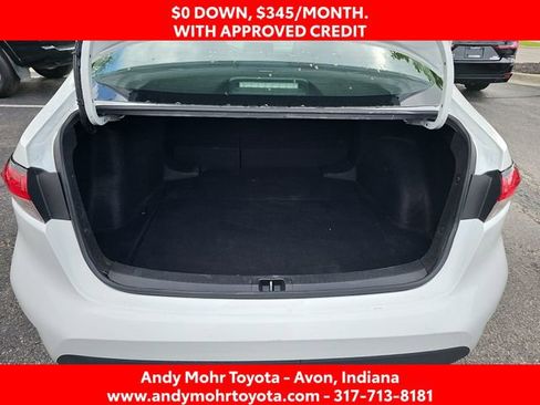 Used 2022 Toyota Corolla LE FWD image 12