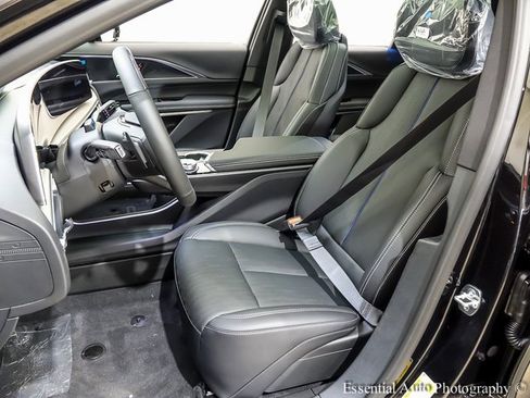 New 2026 Cadillac Lyriq Signature Sport image 8