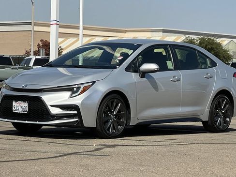 Certified 2024 Toyota Corolla SE FWD image 10