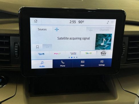 Used 2021 Ford Explorer XLT RWD image 21