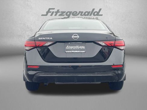 Used 2025 Nissan Sentra S image 6