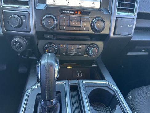 Used 2016 Ford F150 XLT w/ Equipment Group 302A Luxury image 16