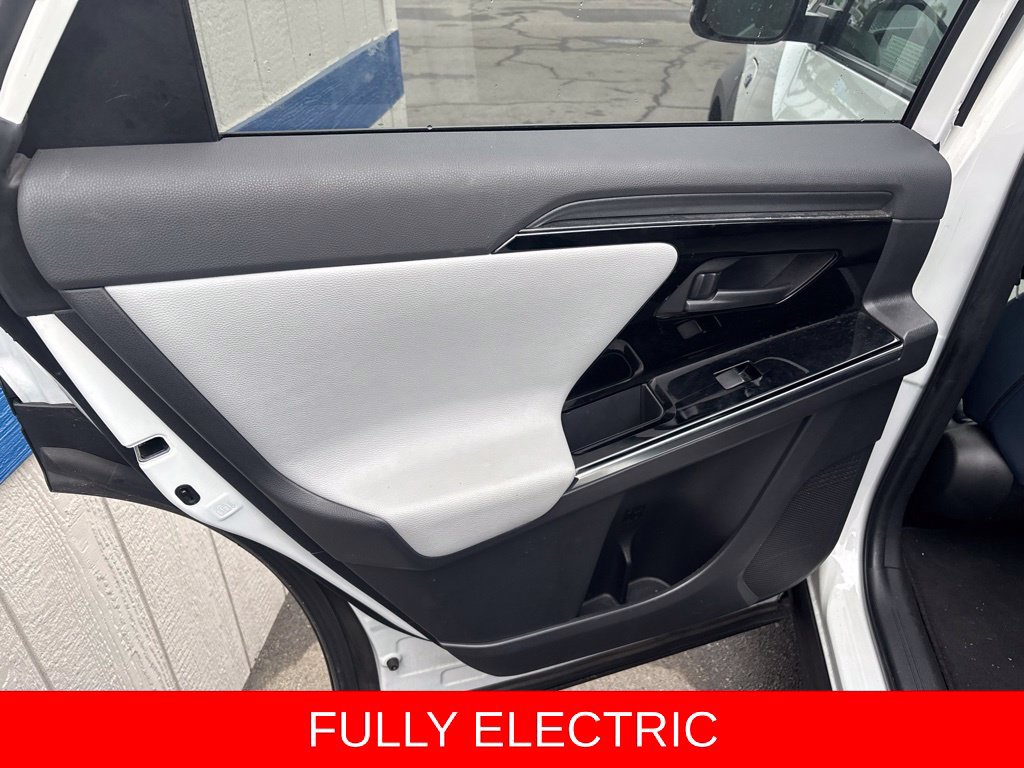 Used 2023 Subaru Solterra AWD image 17
