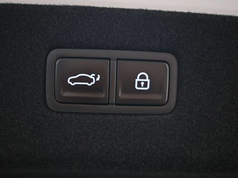 Used 2026 Genesis G90 3.5T Prestige AWD/4WD image 36