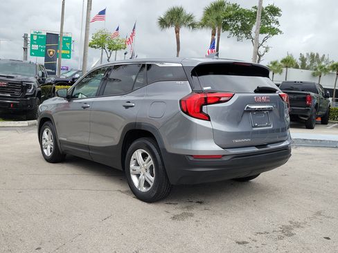 Used 2020 GMC Terrain SLE FWD image 7