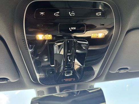 Used 2024 Mercedes-Benz C 300 4MATIC Sedan w/ Advanced USB Package image 19