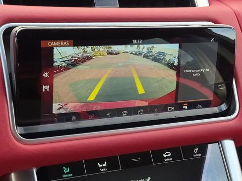 Used 2021 Land Rover Range Rover Sport HST AWD/4WD image 17
