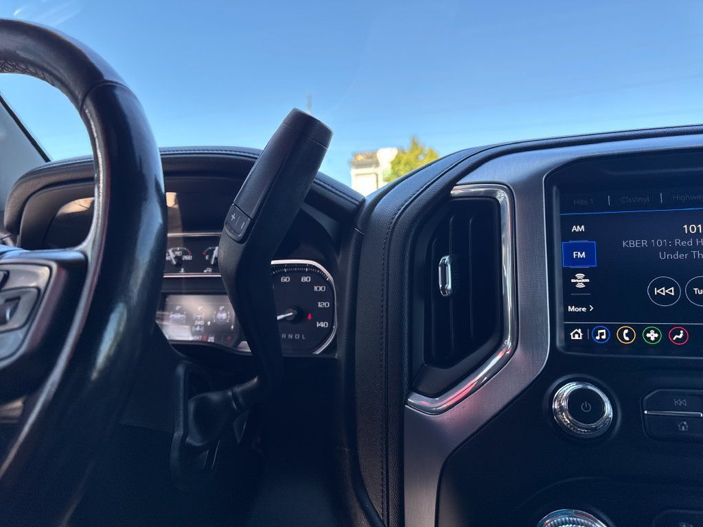 Used 2020 GMC Sierra 3500 SLT w/ Gooseneck/5TH Wheel Package AWD/4WD image 22