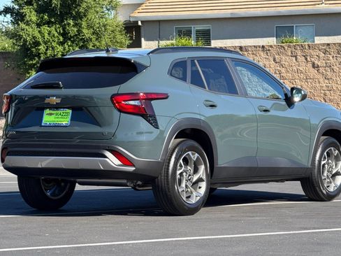 Used 2026 Chevrolet Trax LT w/ Driver Confidence Package FWD image 6