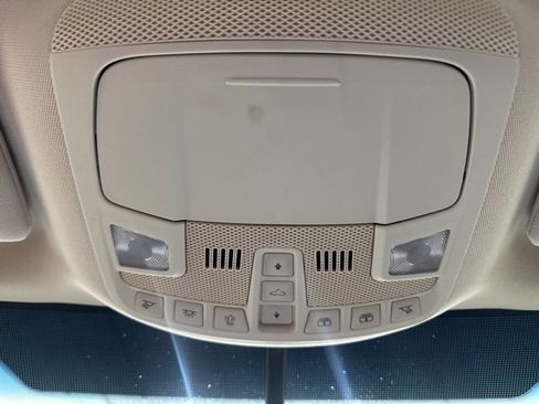 Used 2018 Ford Edge SEL w/ Equipment Group 201A image 37