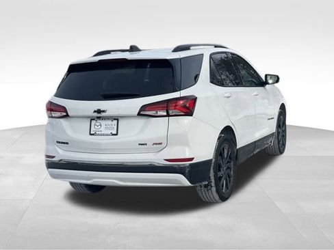 Used 2023 Chevrolet Equinox RS image 4