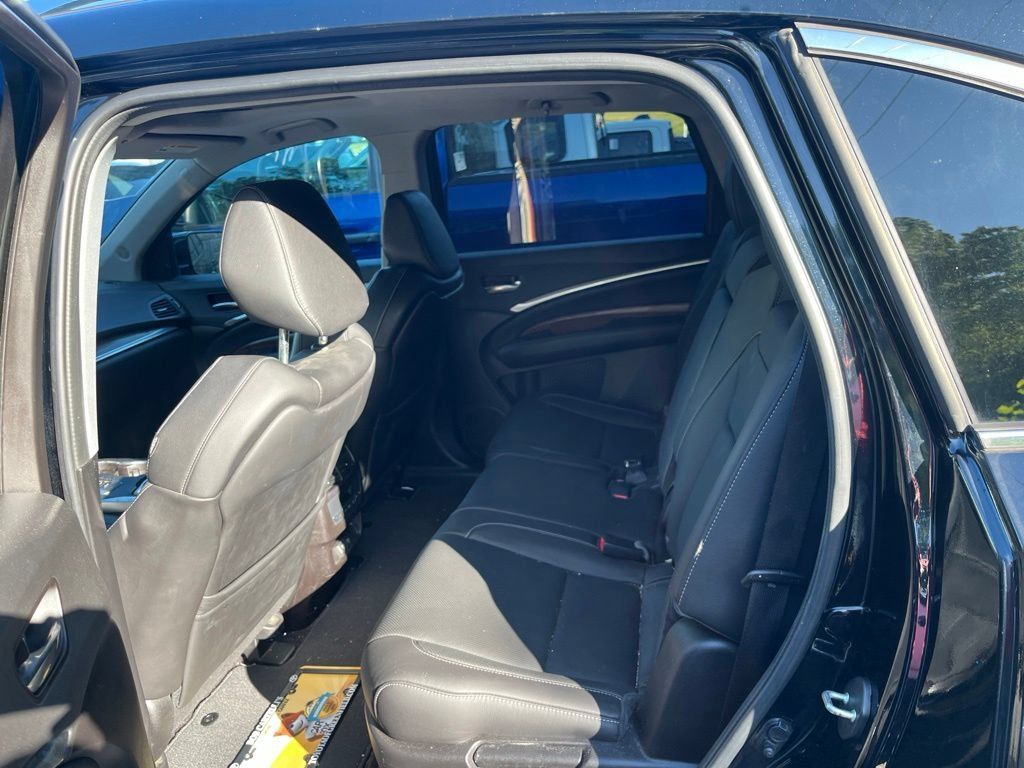 Used 2019 Acura MDX w/ Technology Package AWD/4WD image 5