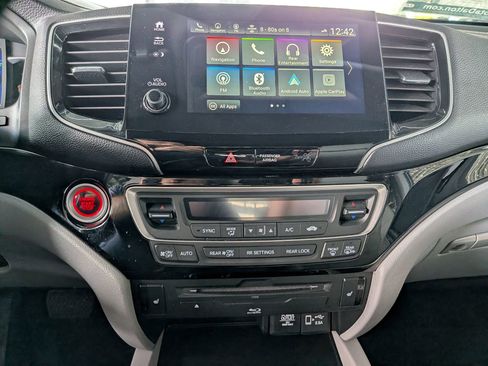 Used 2020 Honda Pilot Touring image 19