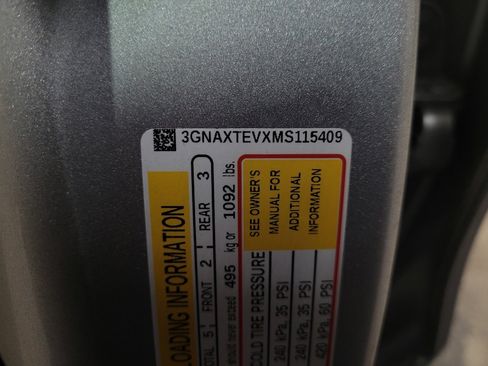 Used 2021 Chevrolet Equinox LT w/ LPO, Floor Liner Package AWD/4WD image 33