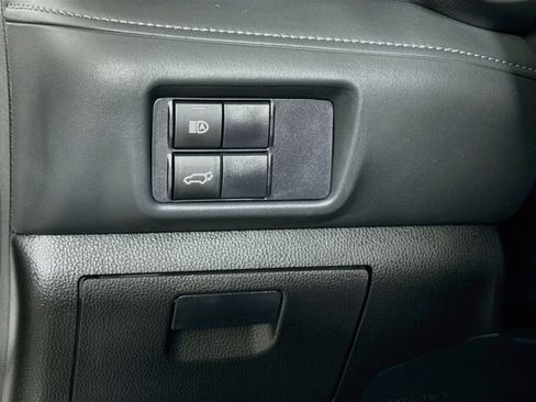 Certified 2026 Toyota Highlander XLE AWD/4WD image 10