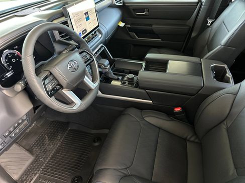 New 2026 Toyota Tundra Platinum image 9