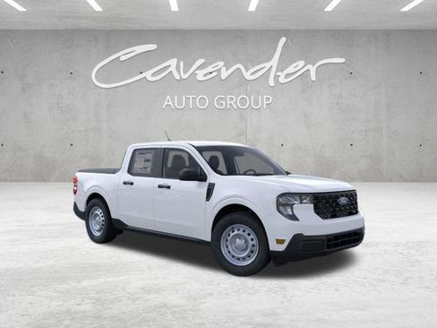 New 2025 Ford Maverick XL image 7