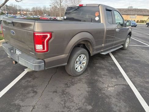 Used 2016 Ford F150 XLT w/ Trailer Tow Package RWD image 4
