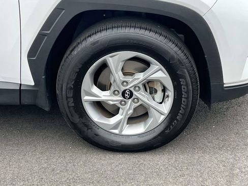 Certified 2022 Hyundai Tucson SE image 7