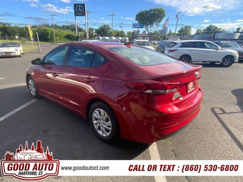 Used 2017 Hyundai Elantra SE w/ Cargo Package FWD image 7