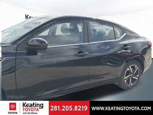 Used 2025 Nissan Sentra SV FWD image 6