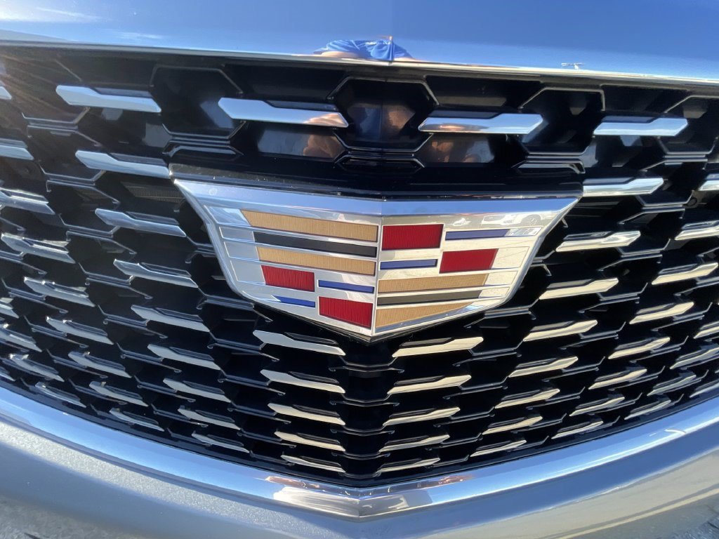 Certified 2025 Cadillac XT5 Luxury FWD image 30