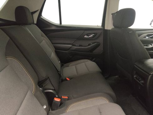 Used 2020 Chevrolet Traverse LS image 19