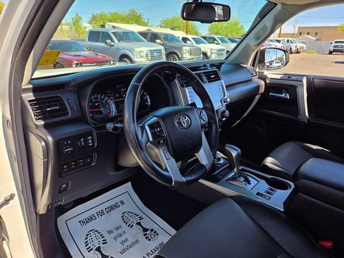 Used 2016 Toyota 4Runner SR5 Premium AWD/4WD image 45