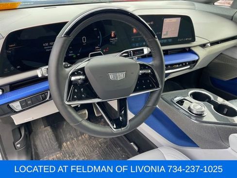 Used 2025 Cadillac Optiq Luxury 1 w/ LPO, Floor Liner Package image 7