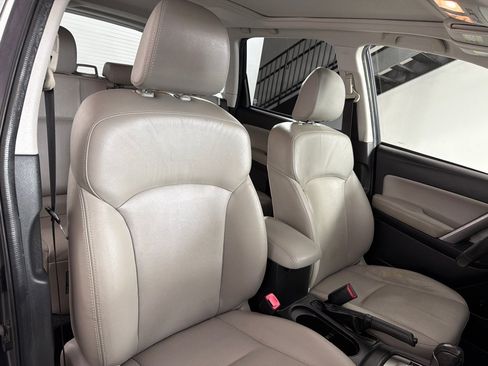 Used 2014 Subaru Forester 2.5i Limited w/ Popular Package #2 AWD/4WD image 22