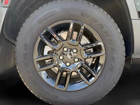 Certified 2025 Land Rover Defender 110 S image 35