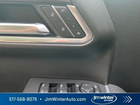 Certified 2025 GMC Sierra 1500 SLT AWD/4WD image 21