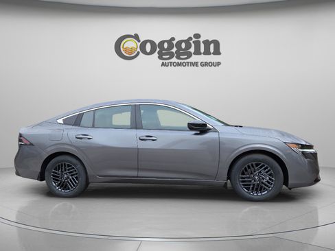 New 2026 Nissan Sentra SV image 7