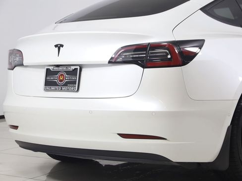 Used 2021 Tesla Model 3 Standard Range Plus RWD image 42
